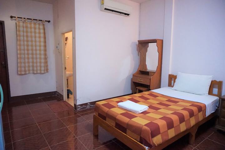 Room 20 of 68