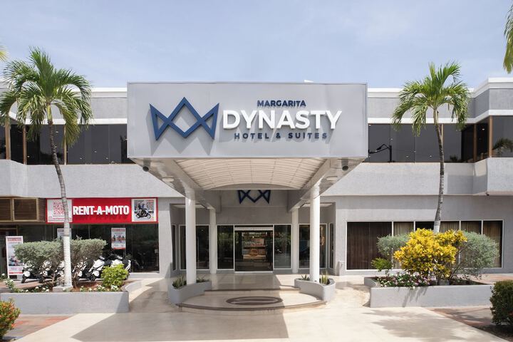 Hotel Margarita Dynasty