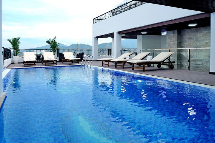 Pool 119 of 189