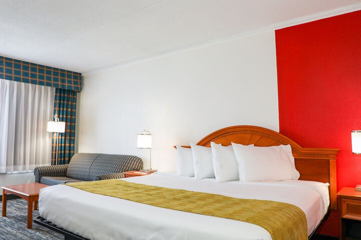 Room 9 of 41