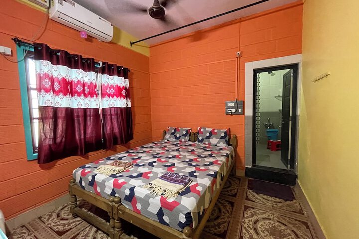 Room 34 of 81