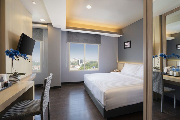 Room 17 of 46
