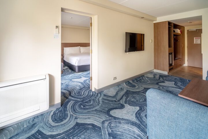 Room 15 of 61
