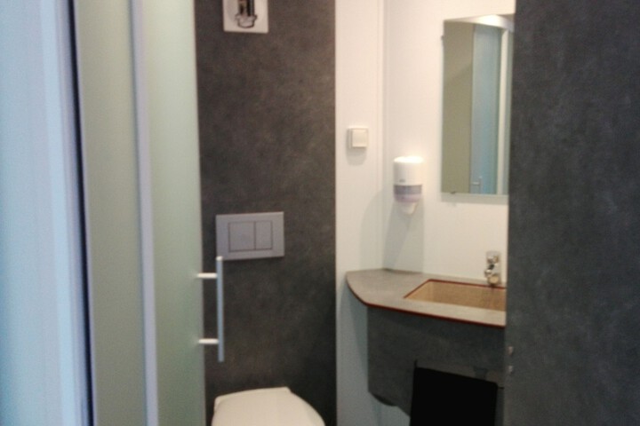 Room 50 of 80