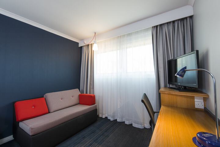 Room 20 of 46