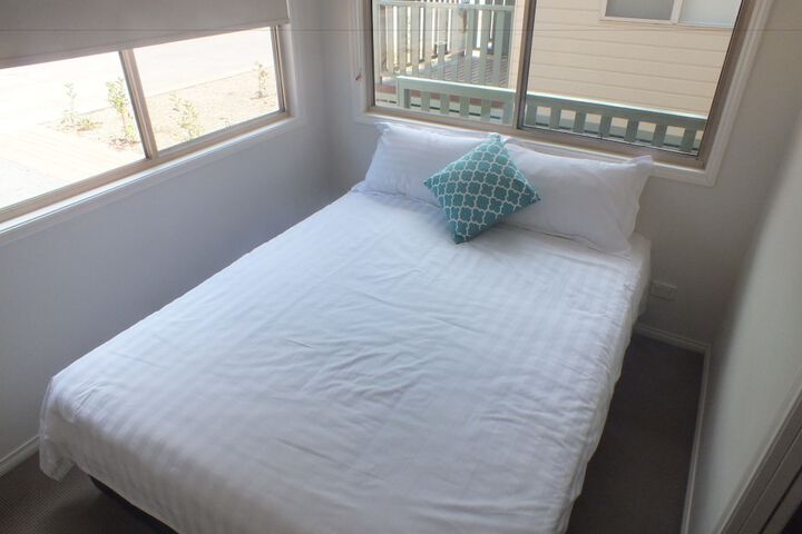 Room 12 of 36