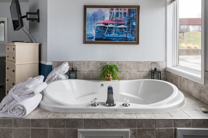 Jetted tub