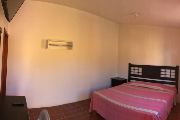 Room 3 of 53