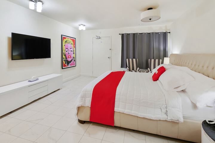 Room 16 of 37