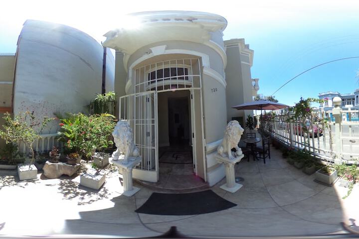 Hotel 121 of 140
