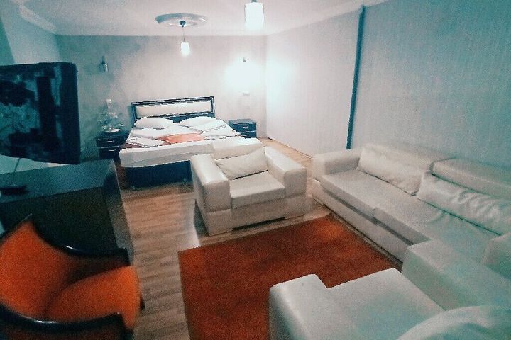 Room 35 of 42