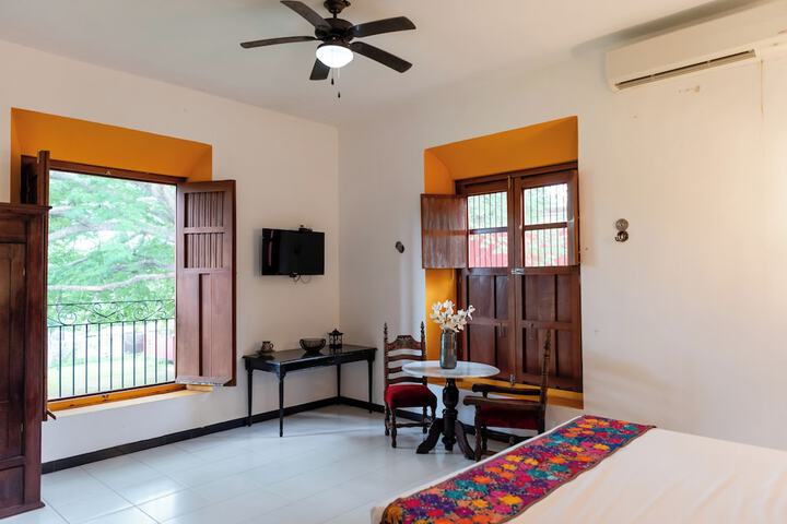 Room 28 of 110