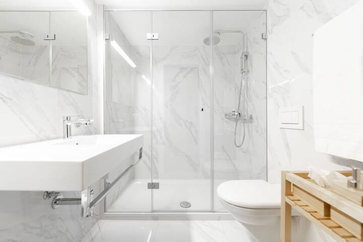 Clean Restrooms