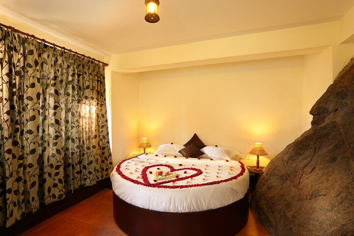 Room 5 of 49