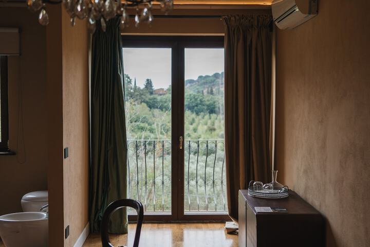 Room 47 of 149