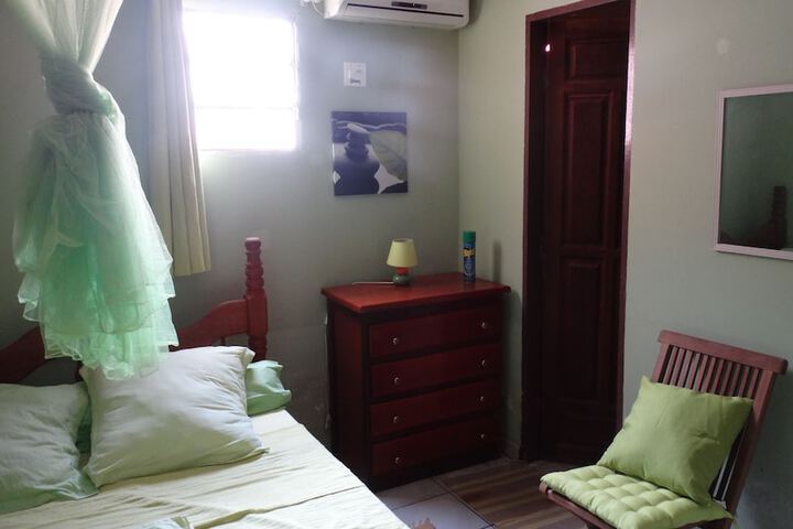 Room 8 of 22