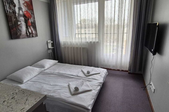 Room 22 of 84