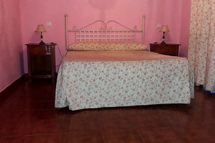Room 13 of 52