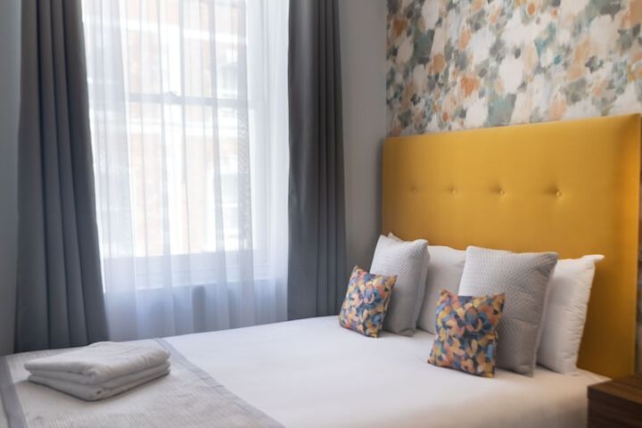 Room 14 of 31
