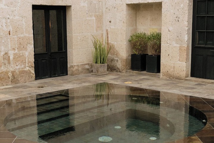 Hotel Exterior 50 of 74