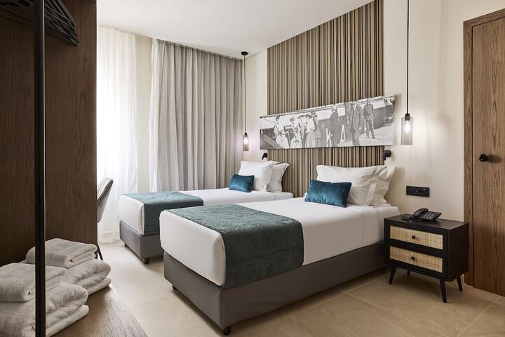 Room 20 of 103
