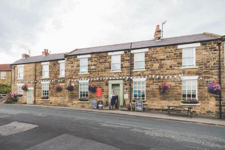 The Oak Wheel Pub in Scarborough