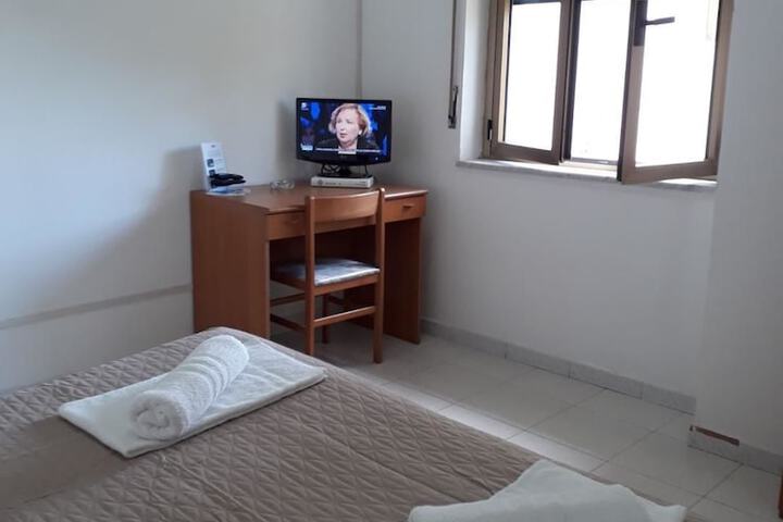 Room 11 of 41