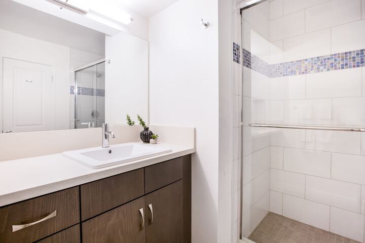 Photo of Superior Point Loma Suites by Sonder