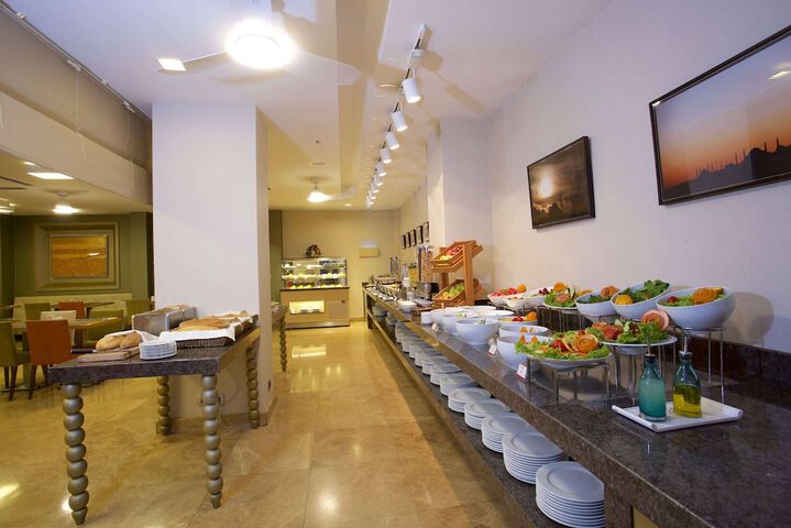 Dining 96 of 133