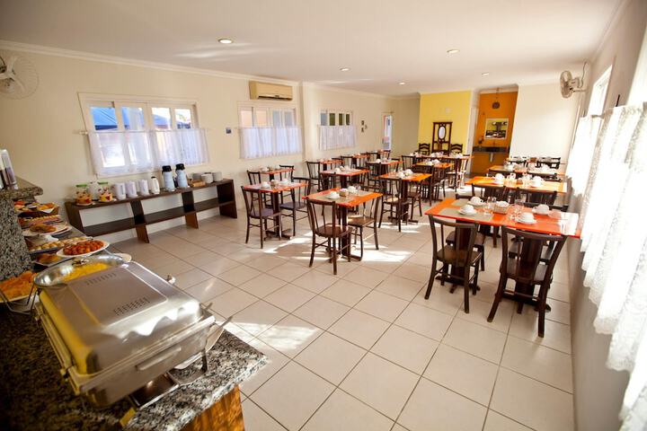 Dining Photos