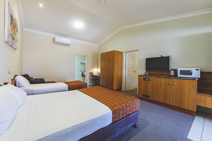Room 15 of 78