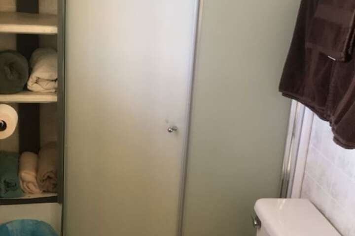 Room 9 of 13