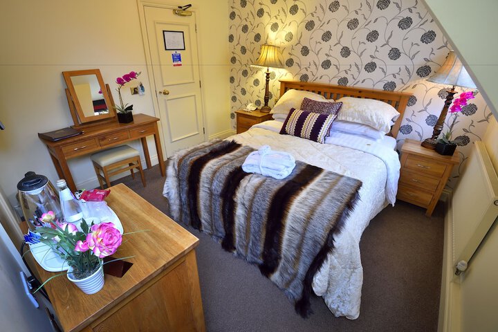 Room 15 of 61