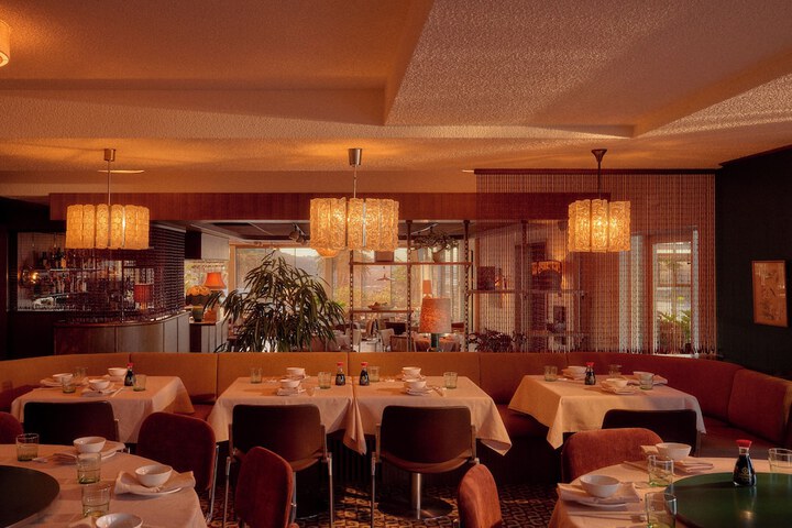 Dining 39 of 47