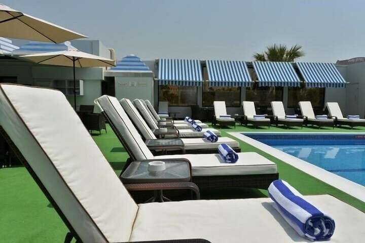 Pools & Facilities