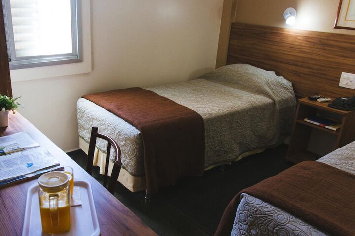 Room 15 of 44