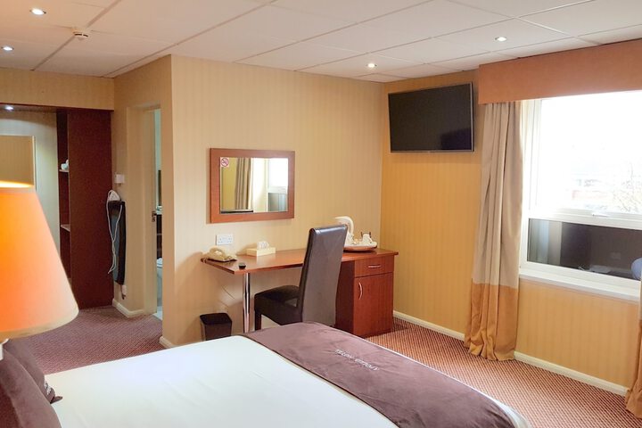 Room 19 of 54