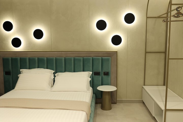 Room 34 of 88