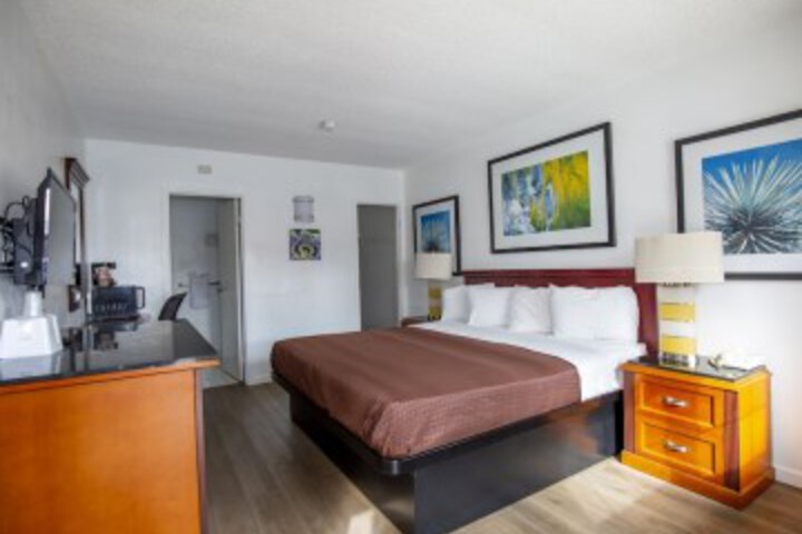 Room 9 of 22