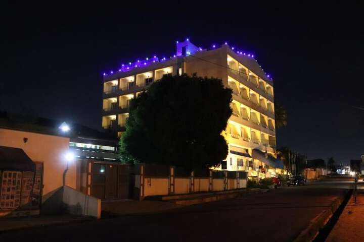 Hotel 11 of 12