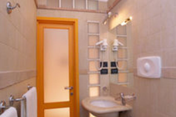 Clean Restrooms