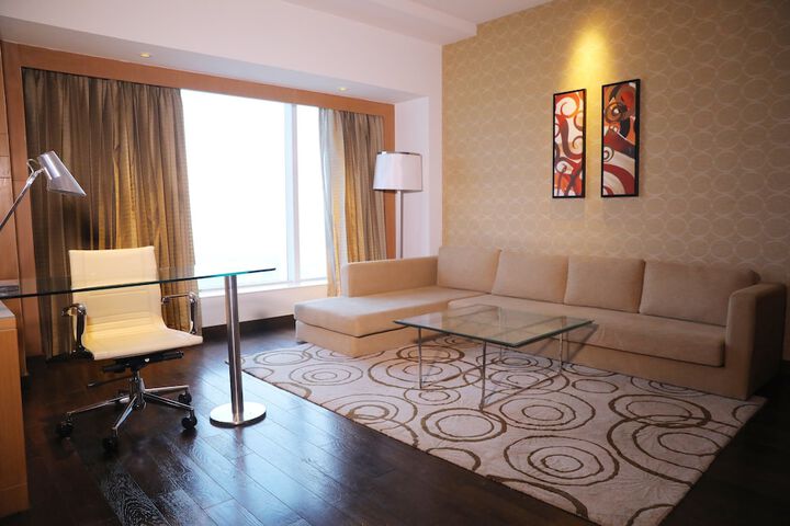 Room 2 of 145