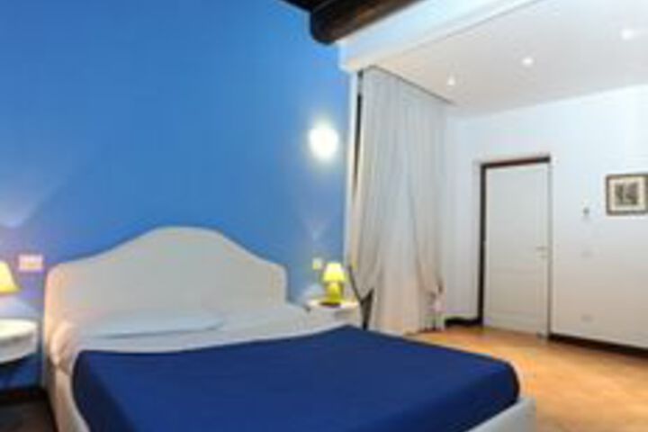 Room 47 of 91