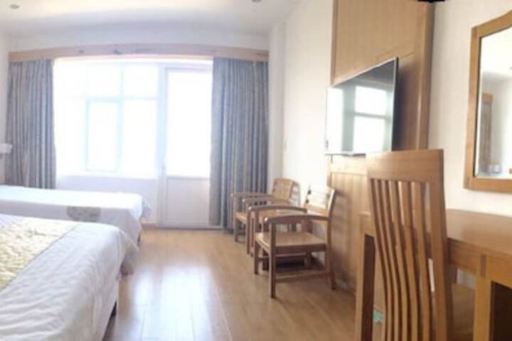 Room 5 of 35