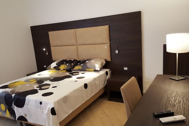 Room 13 of 41