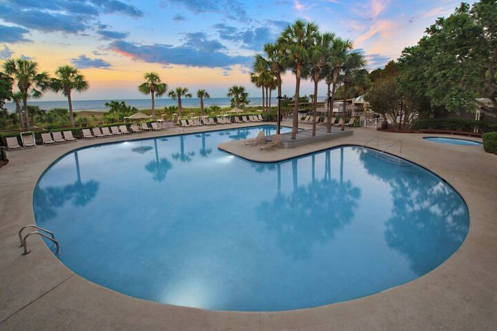 Pool 22 of 44