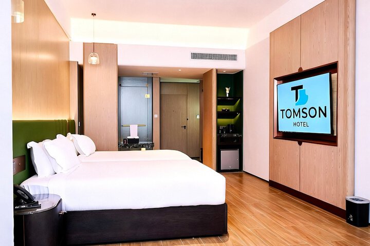 Room 8 of 38