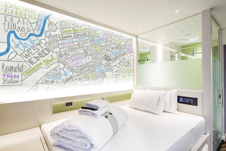Room 3 of 15