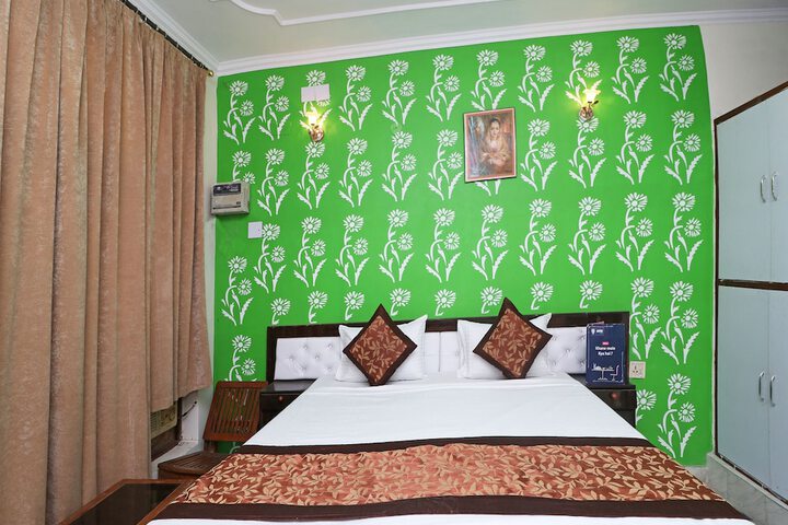 Room 20 of 25