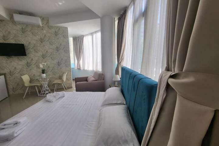Room 45 of 68